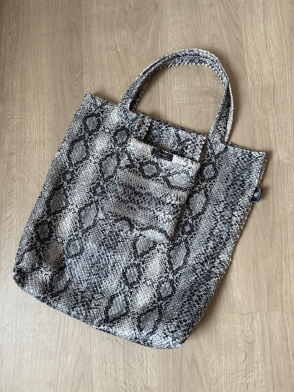 6821ed1afae80b09d6a1a5ea_bag-by-anya2_1751983586886.jpg