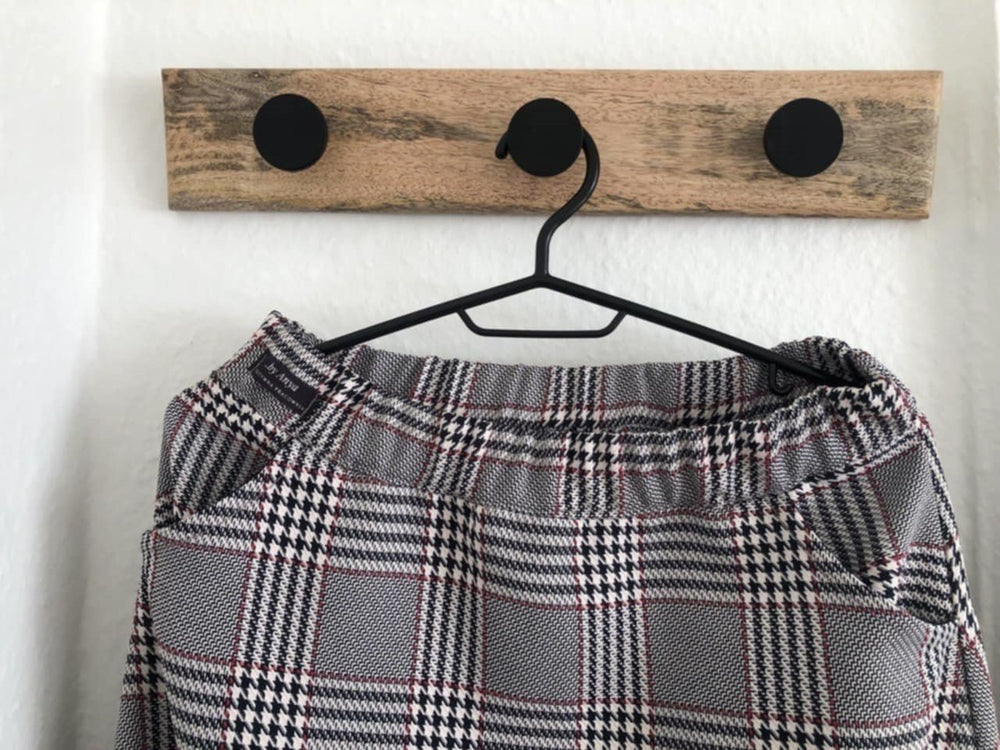 6821ed1afae80b09d6a1a5ea_skirt-pocket-2_1751808804898.jpg