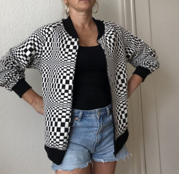 by Anya – Bomberjakke Sort/Hvid Check – Med Lynlås & Lommer (Str. M) - REUSERS