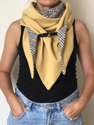 by Anya – Dobbelt Tørklæde Beige/Ternet – Med Ecoskinds - Lukning (120x120 cm) - REUSERS