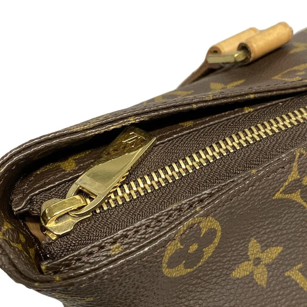LOUIS VUITTON Cabas Mezzo - REUSERS