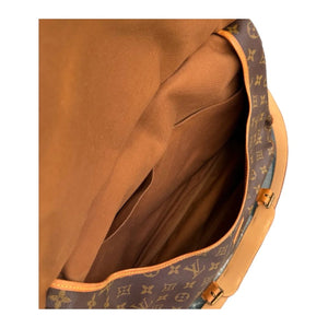 Louis Vuitton Saumur 40 - REUSERS