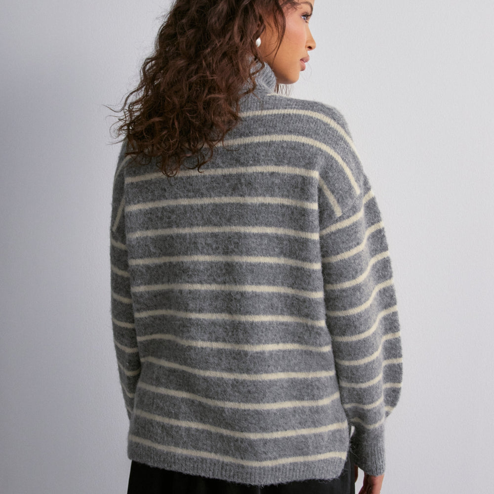 Pieces – Roll Neck Knit – Mørkegrå striber - REUSERS