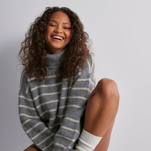 Pieces – Roll Neck Knit – Mørkegrå striber - REUSERS
