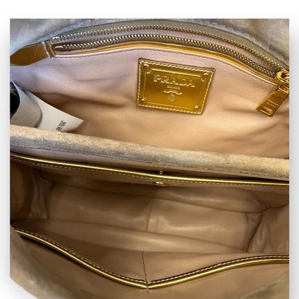 Prada fur taske - REUSERS